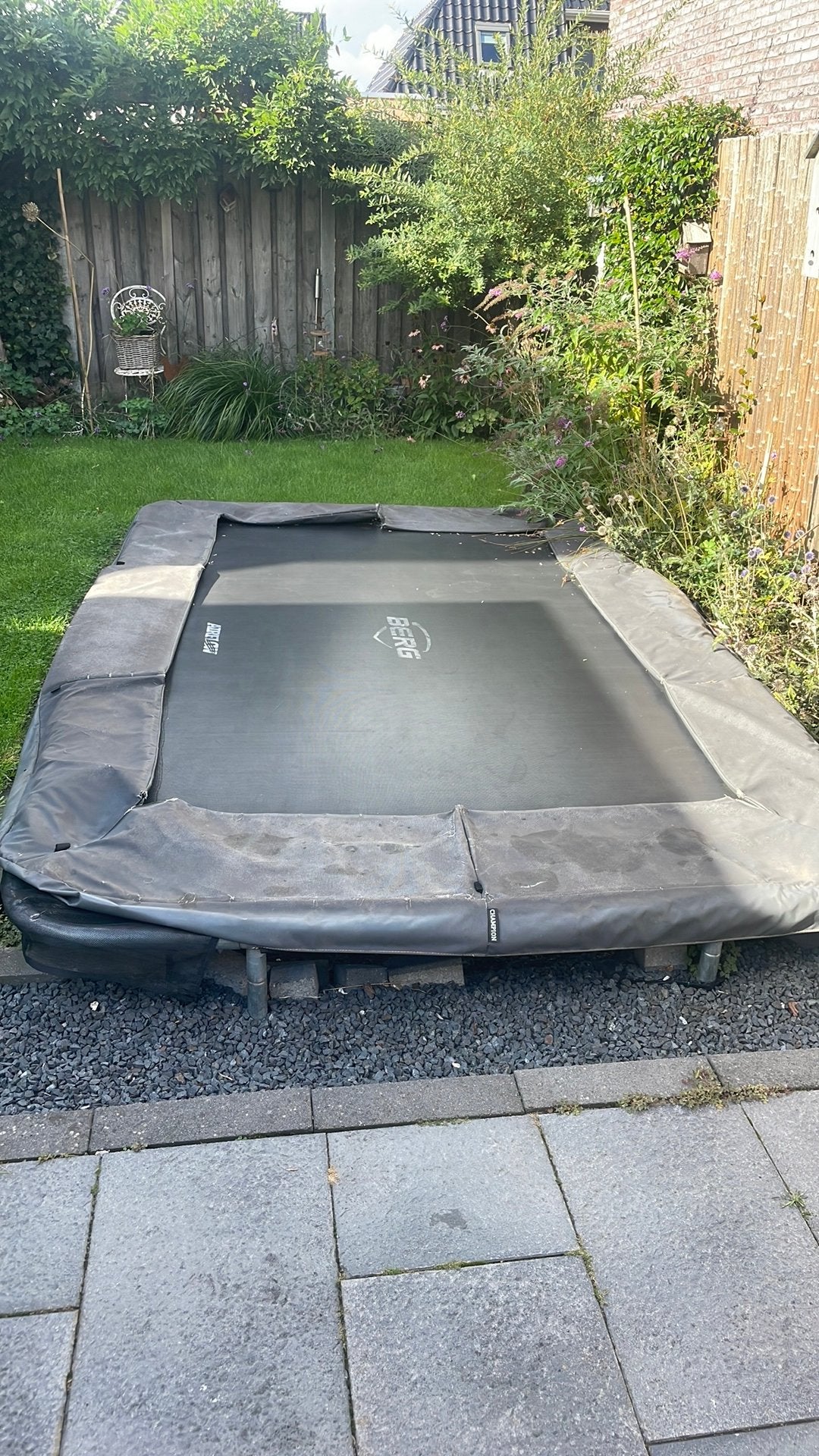 Berg inground airflow 330x220, Ophalen, Gebruikt