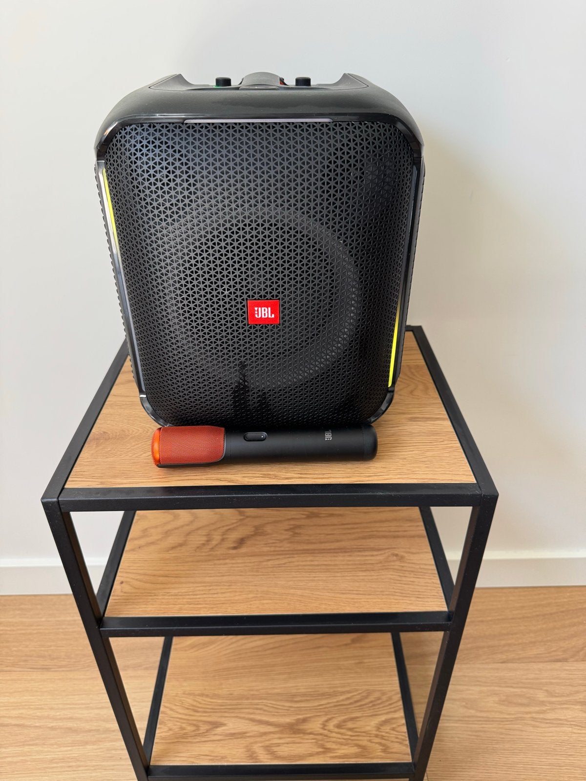 JBL Partybox Encore Essential 2 + microfoon - Zo goed als ni, Ophalen, JBL, Party speaker, Zo goed als nieuw