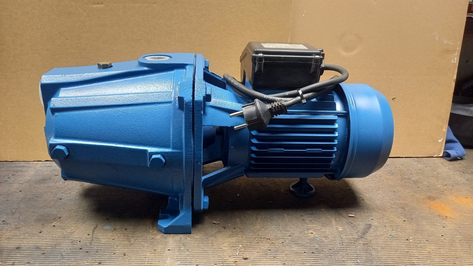 EBARA AGA B 1,50 waterpomp 230 v 6000 ltr, Ophalen, Zo goed als nieuw, Beregeningspomp, Elektrisch