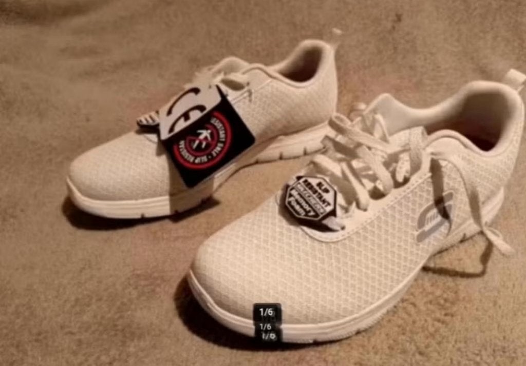 Skechers squad dames anti slip nieuw maat 36, Wit, Nieuw, Ophalen of Verzenden, Sneakers of Gympen