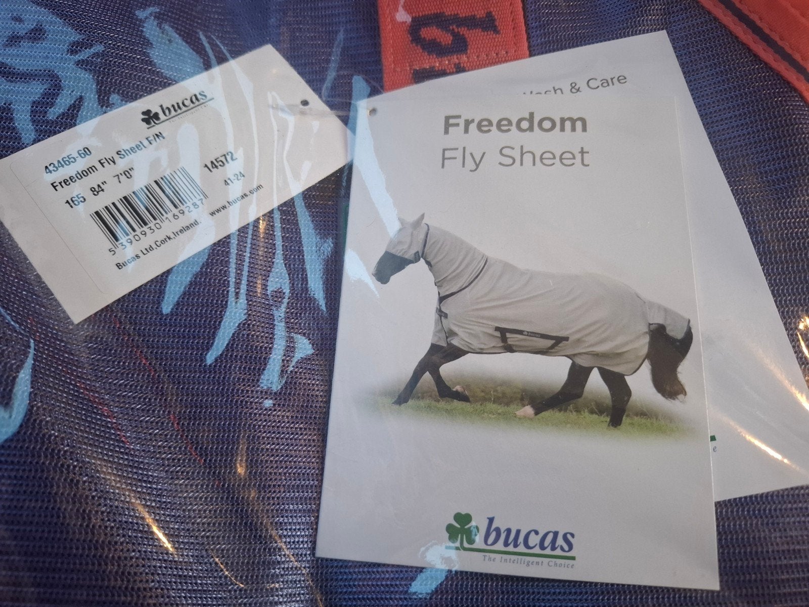 Bucas vliegendeken full neck 215, Dieren en Toebehoren, Paarden en Pony's | Dekens en Dekjes, Nieuw, Ophalen of Verzenden, Bucas,com