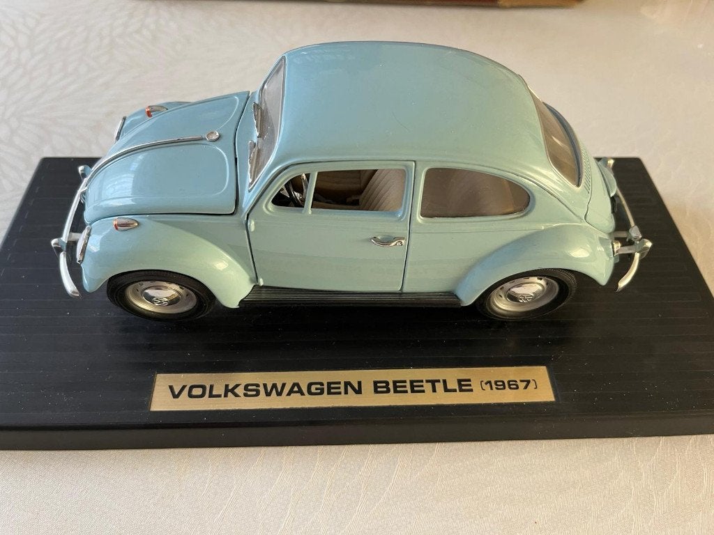 VW Beetle 1967, schaal 1:18 Collection in originele doos., Ophalen, Zo goed als nieuw, Auto, Overige merken