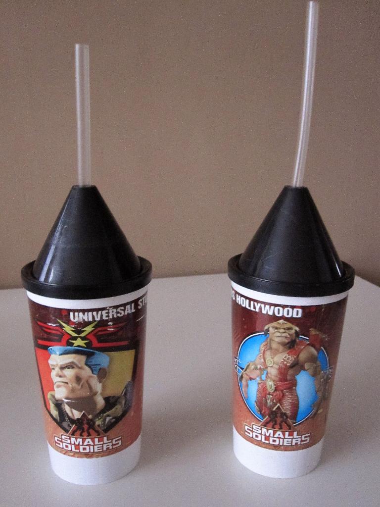 Bekers van Universal studio’s Hollywood 1998, Ophalen of Verzenden, Zo goed als nieuw