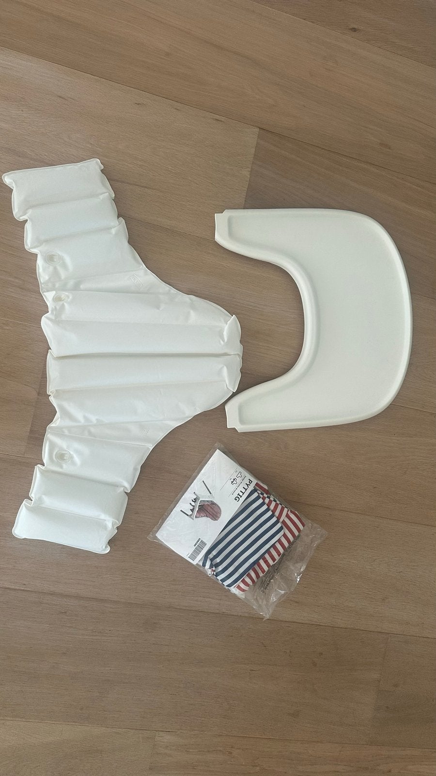 IKEA Antilop kinderstoel accessoires gratis af te halen, Ophalen of Verzenden, Zo goed als nieuw, Overige typen, Afneembaar eetblad
