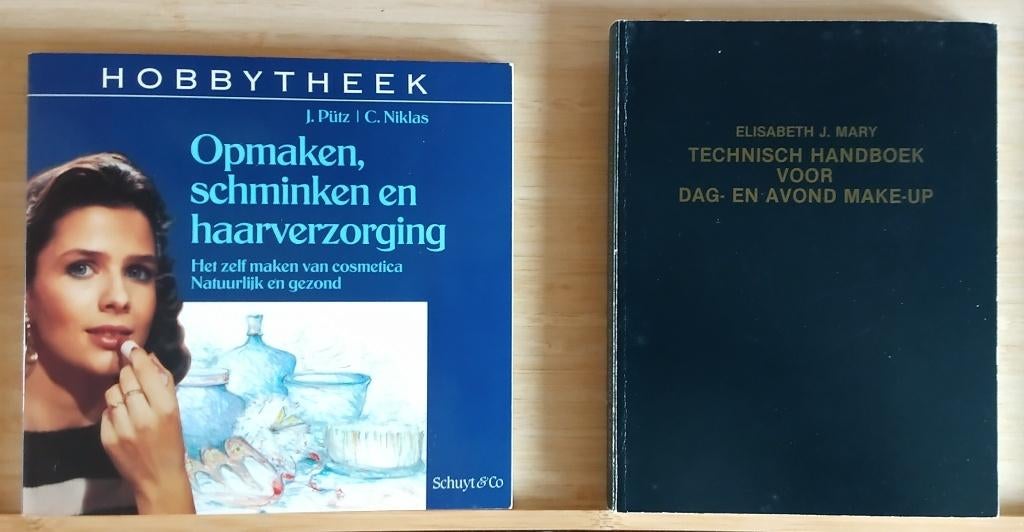 uiterlijke verzorging boeken, volgnr 14, Ophalen of Verzenden, Zo goed als nieuw