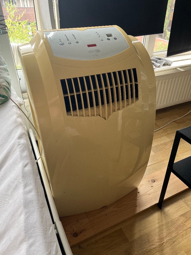 Airco te koop (moet weg), Ophalen, Gebruikt, Minder dan 60 m³, Timer