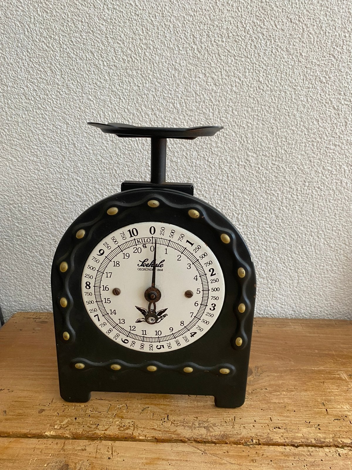 Oude weegschaal, Ophalen, Zo goed als nieuw, Wandklok