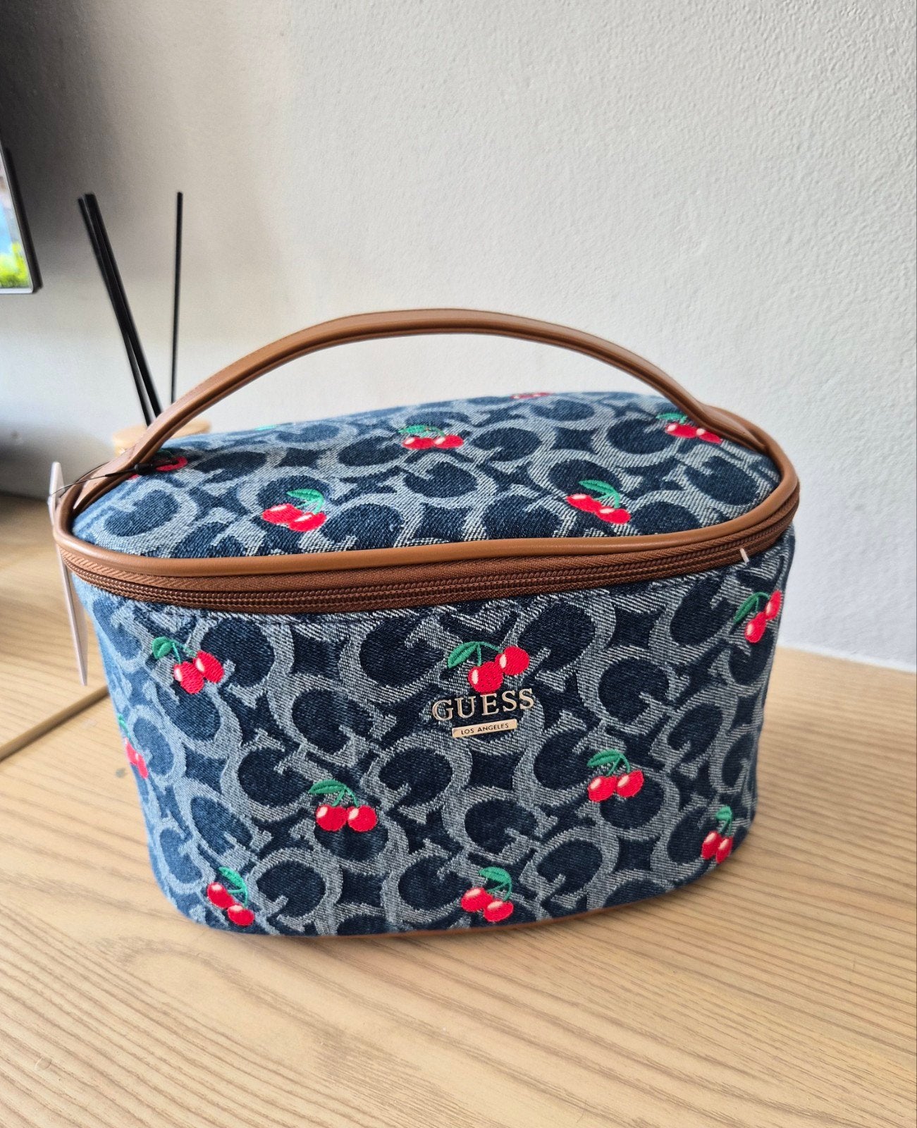 Guess make up tas toilettas Beautycase, Verzenden, Nieuw, Overige kleuren, Softcase