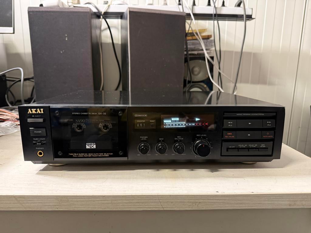 Akai GX-32 cassettedeck, Audio, Tv en Foto, Cassettedecks, Enkel, Akai, Tiptoetsen, Ophalen of Verzenden