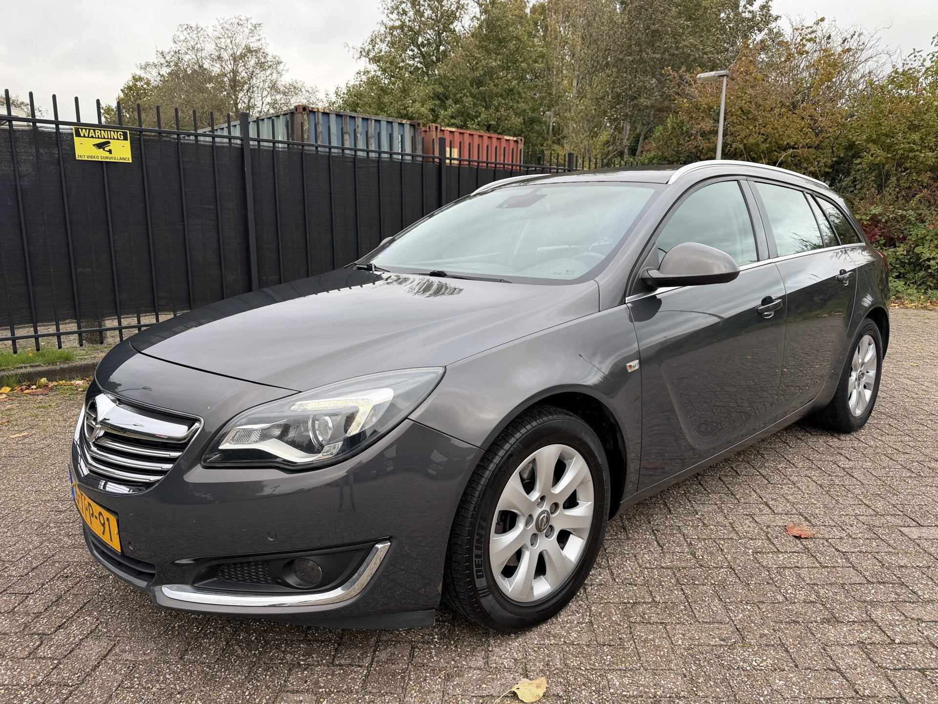 Opel Insignia Sports Tourer 1.6 T 170 PK 6 Versn Business+ C, Voorwielaandrijving, Euro 5, Stof, Gebruikt