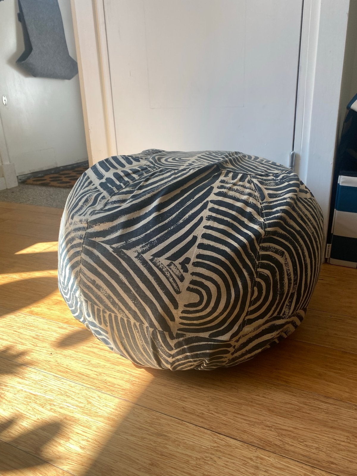 IKEA Frödd poef met afneembare hoes, Ophalen, Gebruikt, Stof, 50 tot 75 cm
