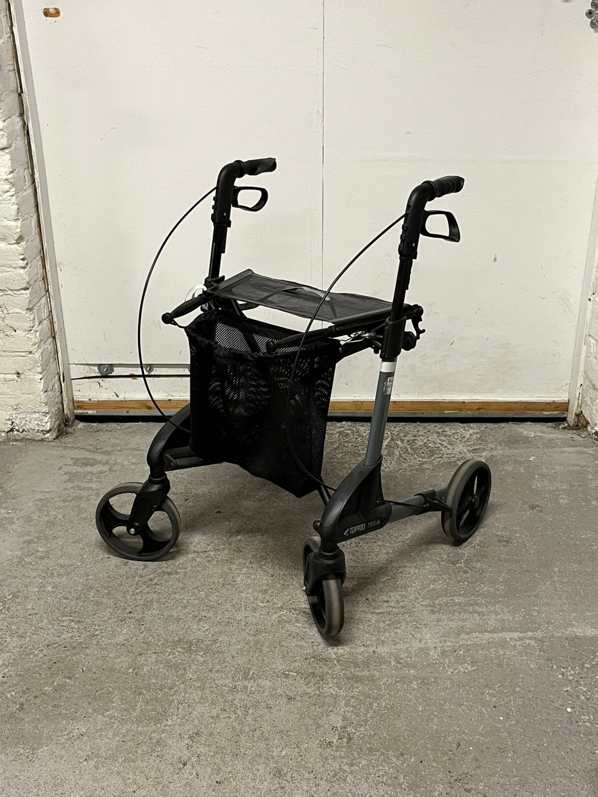 Topro Troja Classic Rollator – Lichtgewicht & Inklapbaar, Ophalen, Lichtgewicht, A, A