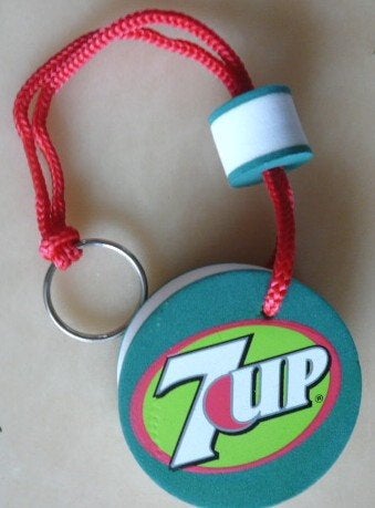 7.up sleutelhanger 7UP, Verzamelen, Ophalen of Verzenden, Nieuw, Gebruiksvoorwerp