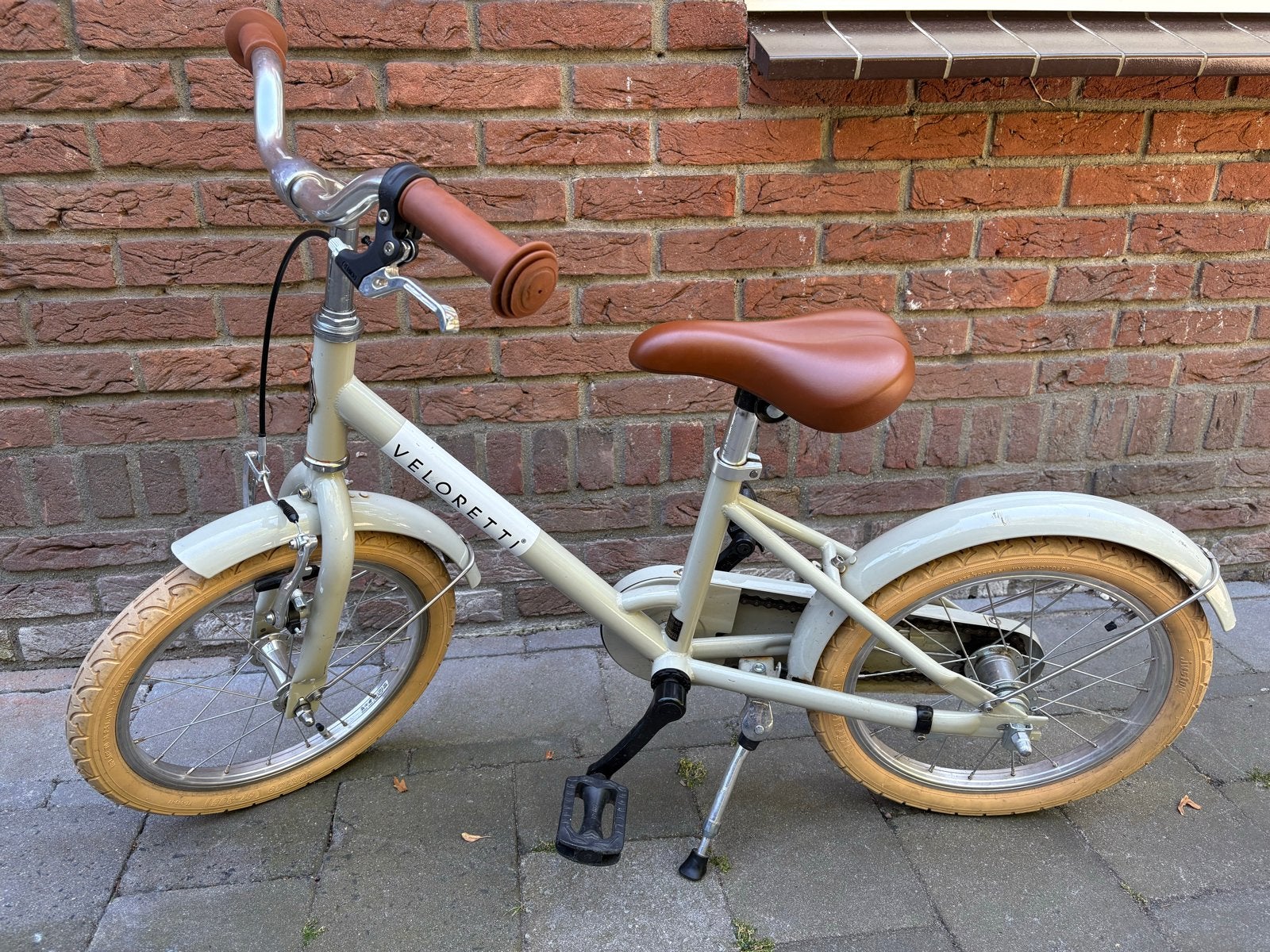 Veloretti kinderfiets 16 inch Pebble Grey (incl zijwieltjes), Ophalen, Zijwieltjes, Velgrem, 16 tot 20 inch