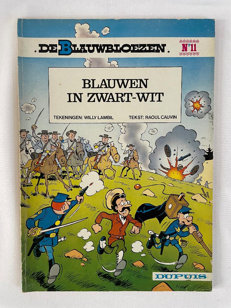 De Blauwbloezen - Blauwen in zwart-wit. Nr. 11, Eén stripboek, Ophalen of Verzenden, Gelezen