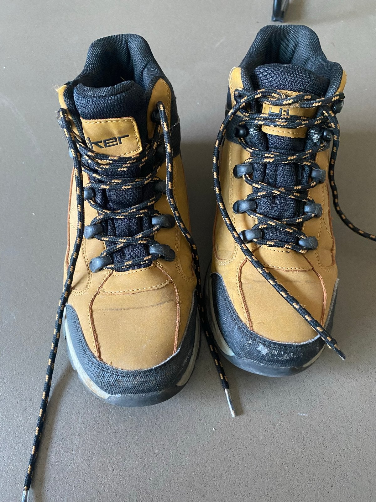 Merk Hiker wandelschoenen - Maat 35, Ophalen, Gebruikt, Schoenen