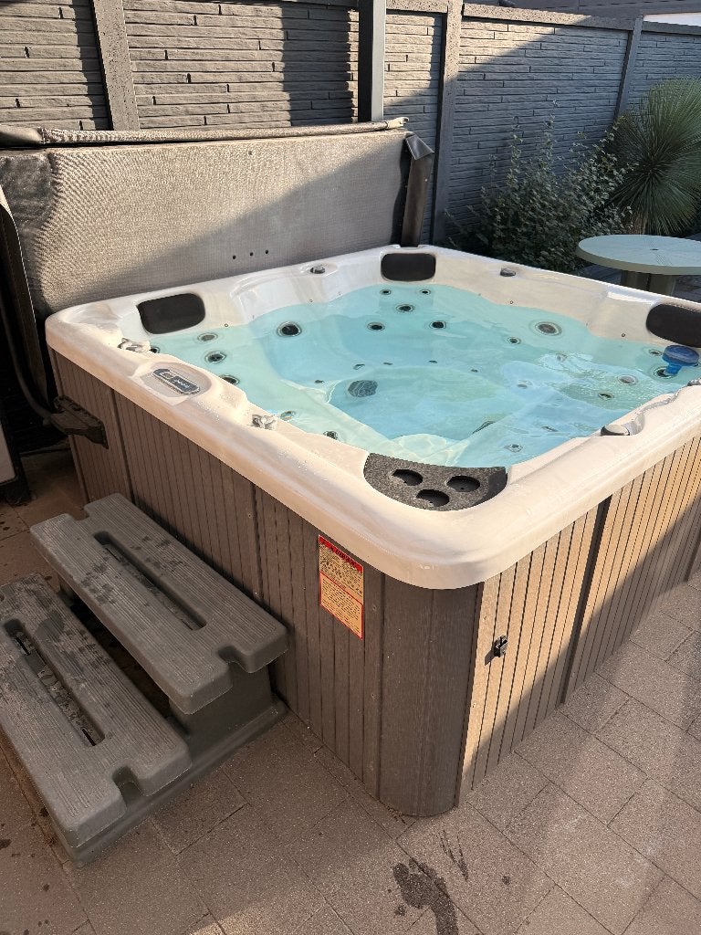 Venice Altantic Spa met Balboa systeem, Tuin en Terras, Ophalen, Zo goed als nieuw, Afdekzeil, Vast