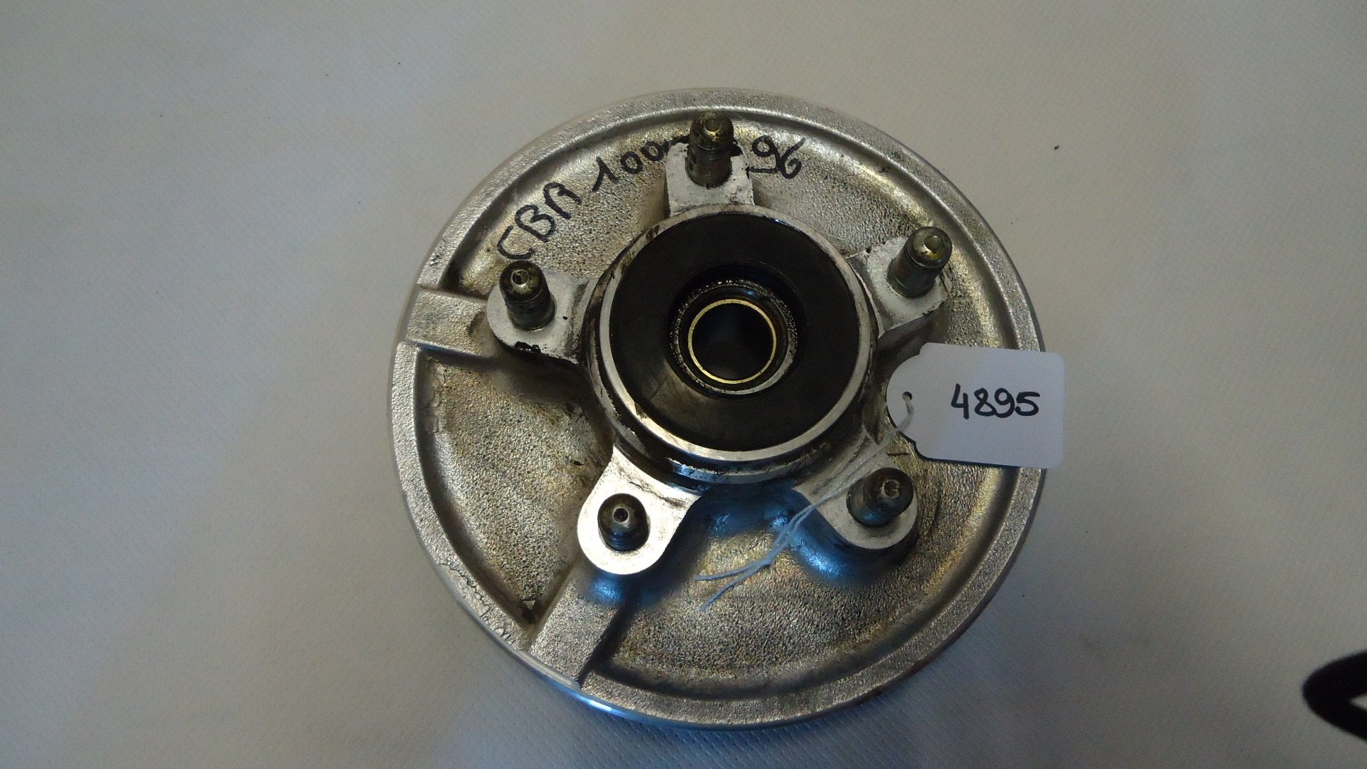 CBR1000F 1993 - 1996 Honda Kettingwieldrager D1-17402, Motoren