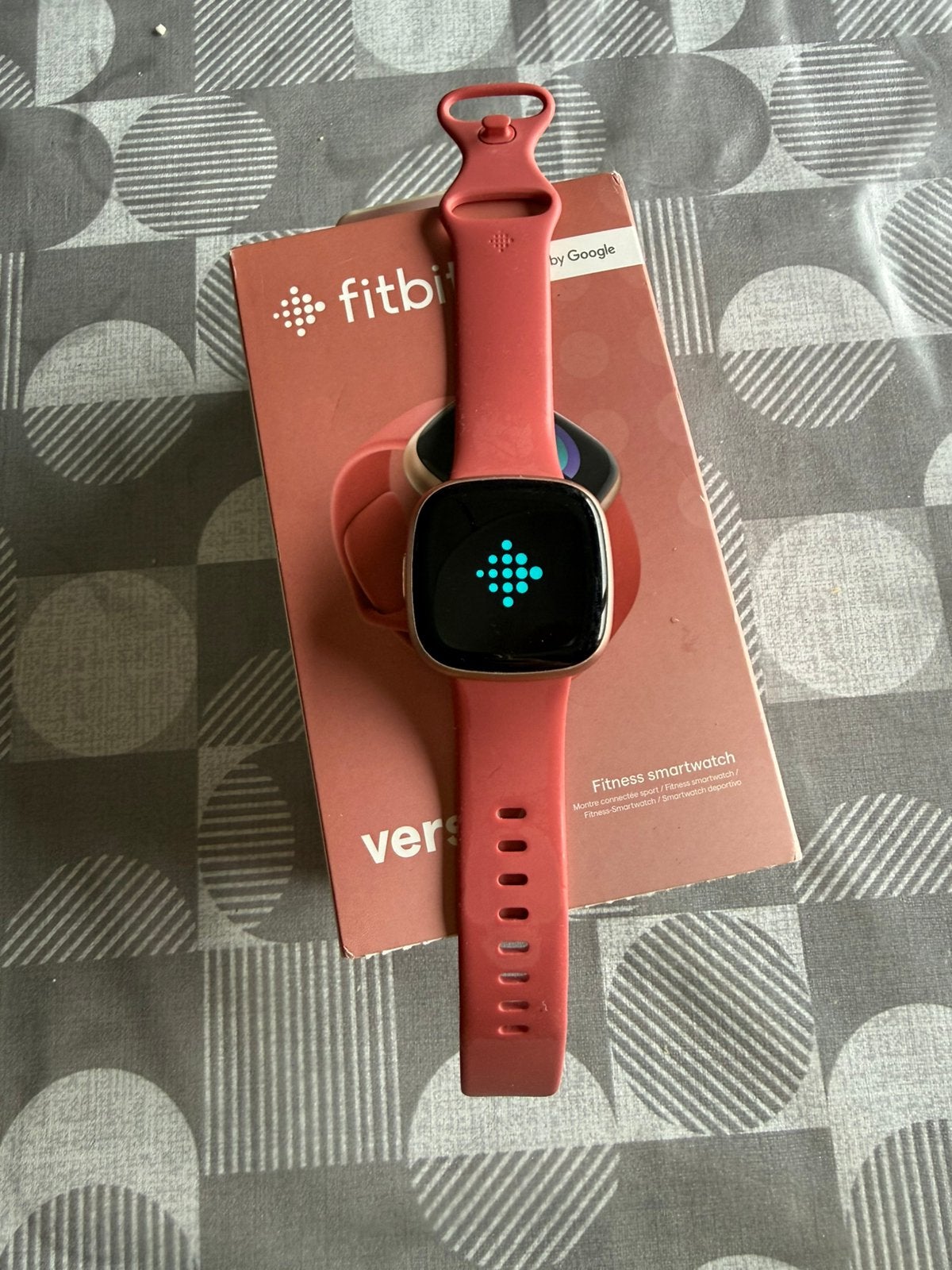 Fitbit versa 4, Gebruikt, Ophalen of Verzenden, Android, Waterdicht