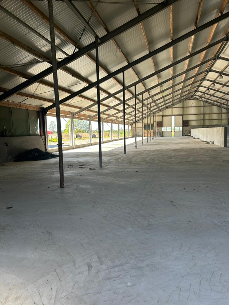 Loods / opslagruimte te huur – 400 m², Ophalen of Verzenden