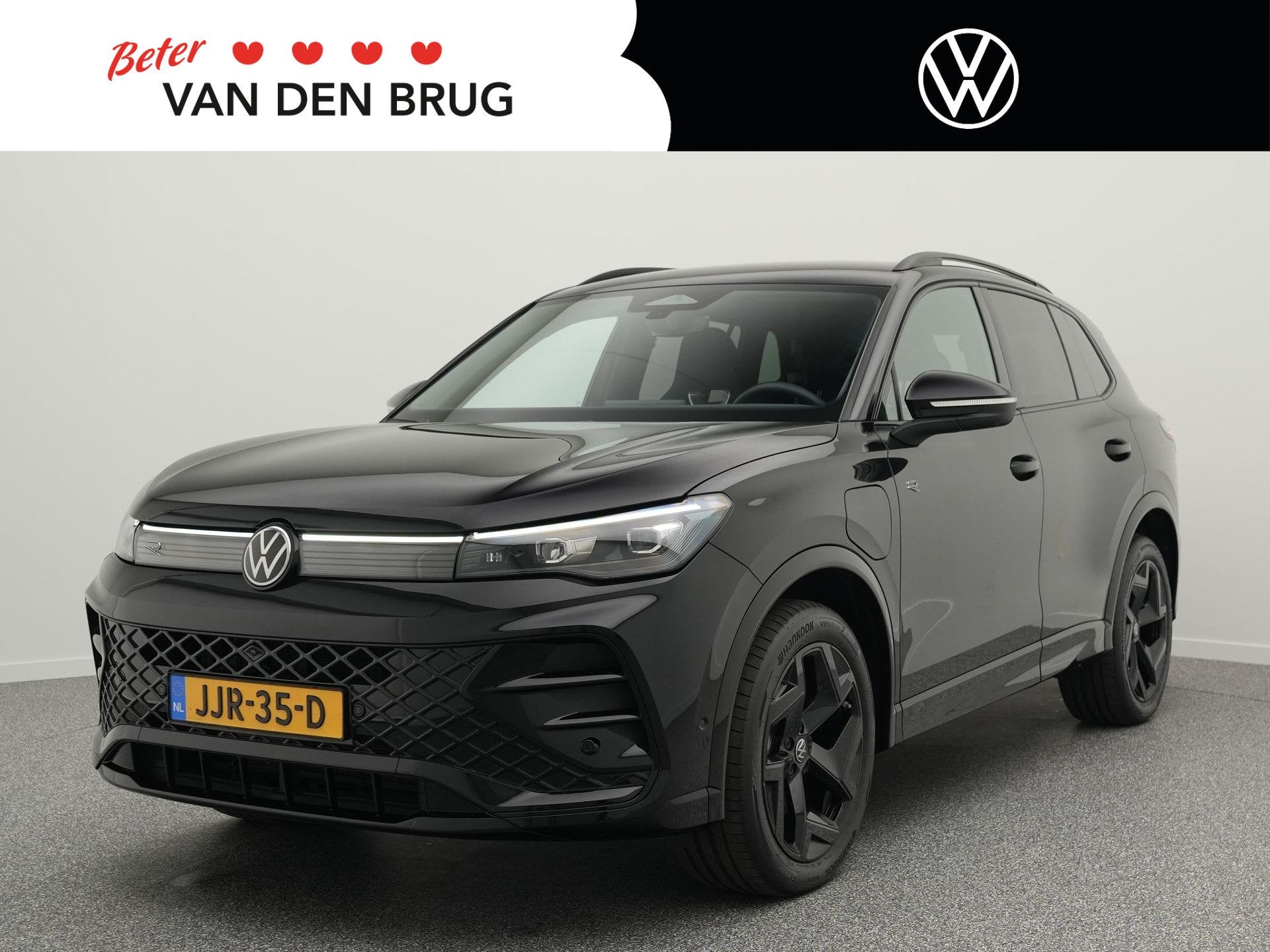 Volkswagen Tiguan R-Line 1.5 eHybrid 272 PK | LED Plus | Bla, Auto's, Volkswagen, Stof, 4 cilinders, 2000 kg, 150 min