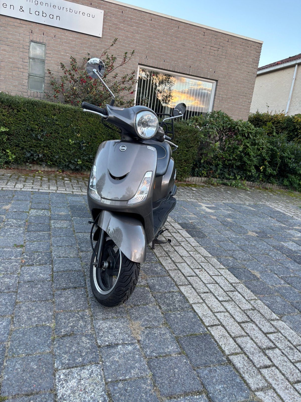Te koop sym fiddele ll 50s, Fietsen en Brommers, Ophalen, Zo goed als nieuw, Benzine, Overige modellen