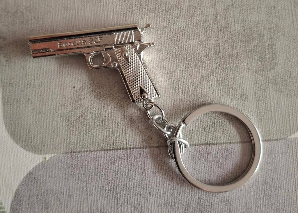Colt 1911 Pistool Sleutelhanger - Zilverkleurig, Ophalen of Verzenden, Nieuw, Overige typen