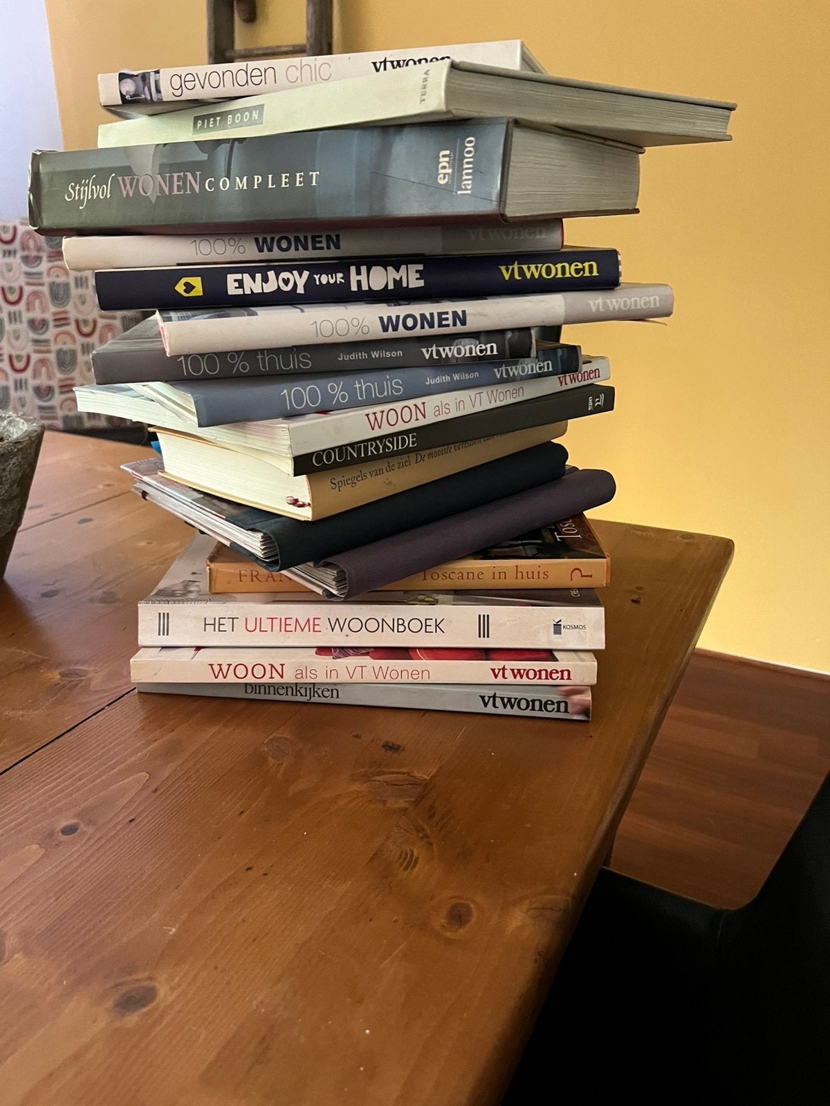 17 woonboeken, Boeken, Ophalen of Verzenden, Gelezen