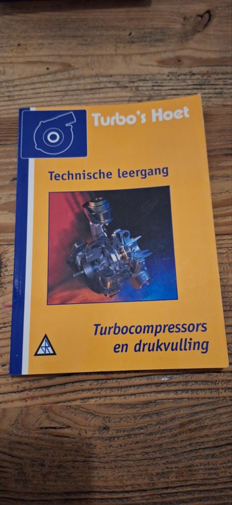 Turbo's Hoet: Turbocompressors en Drukvulling, Ophalen of Verzenden, Gelezen, Autotechniek, Turbo's Hoet