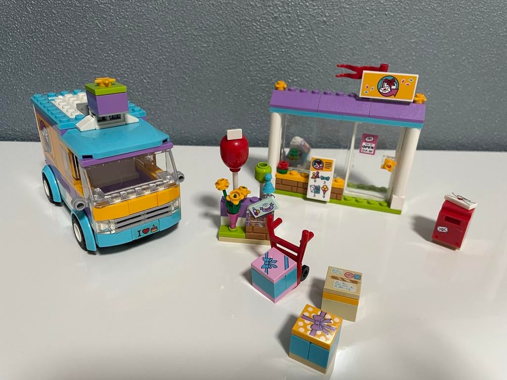 Lego Friends Heartlake Pakjesdienst (41310) Complete set, Ophalen, Lego, Friends, Zo goed als nieuw
