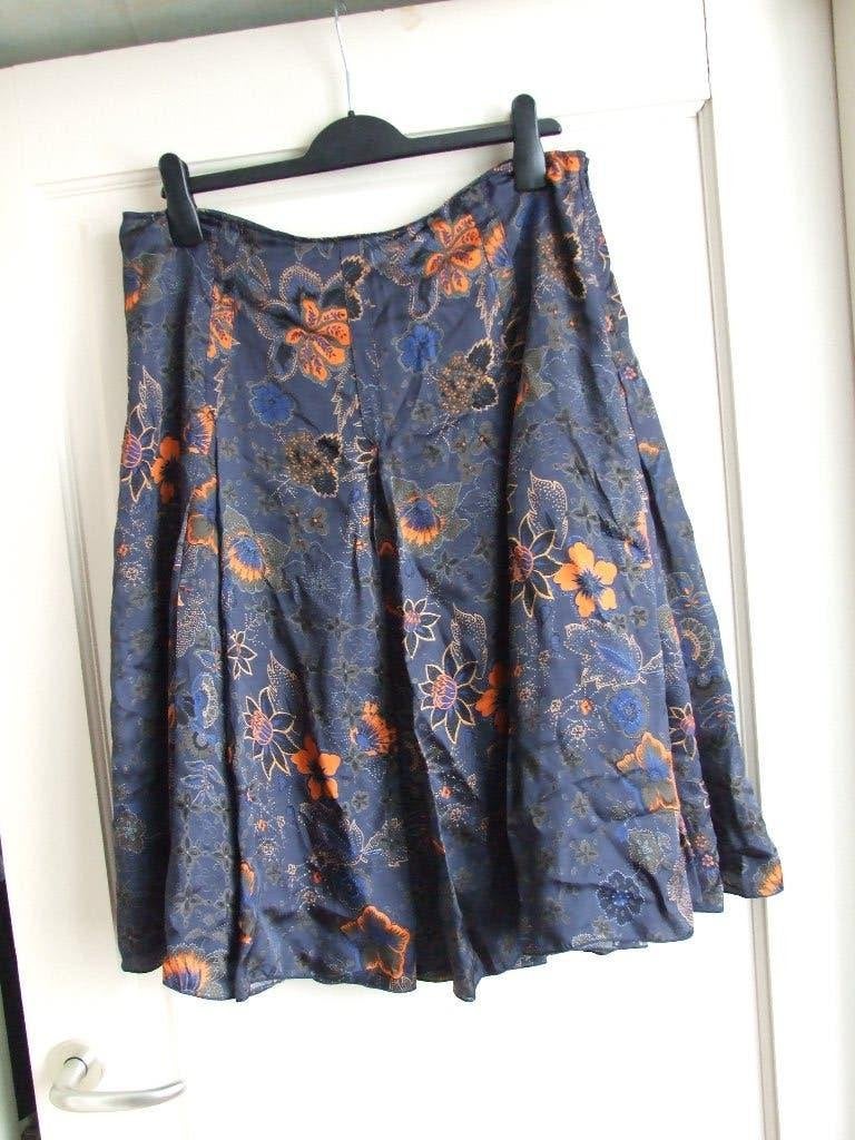 Claudia Sträter gebloemde gevoerde rok maat 44, Kleding | Dames, Rokken, Meerkleurig, Maat 42/44 (L), Ophalen of Verzenden, Zo goed als nieuw