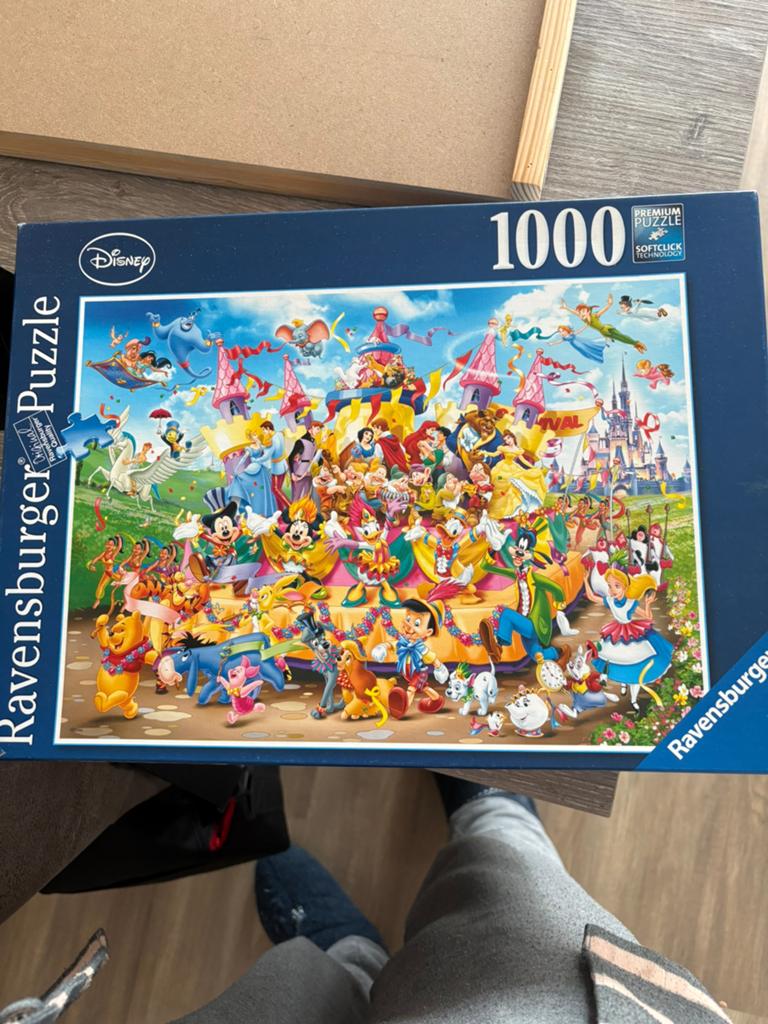 Disney puzzel 1000 stukjes, Ophalen of Verzenden, 500 t/m 1500 stukjes, Zo goed als nieuw