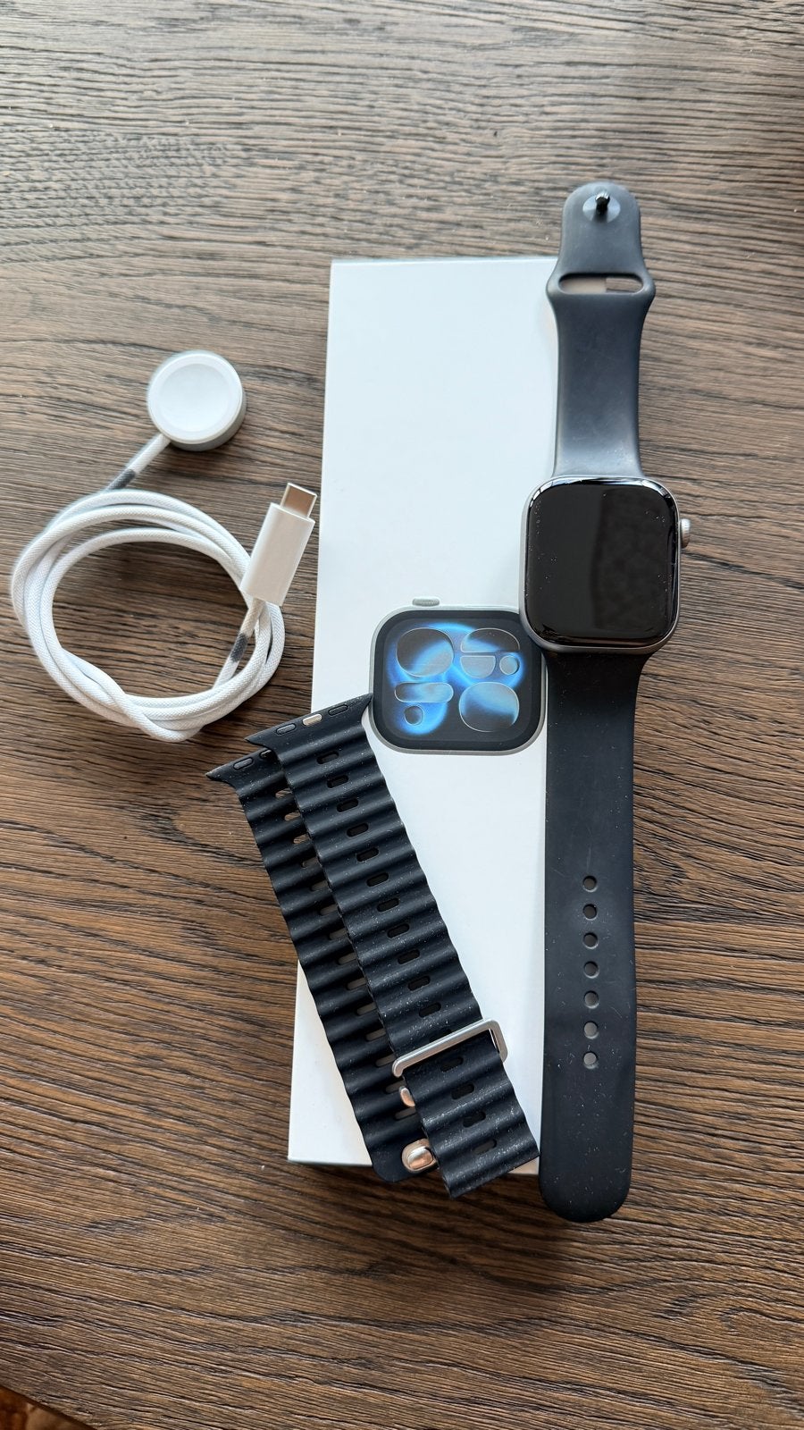 Apple Watch Series 11 46mm Grijs met extra band