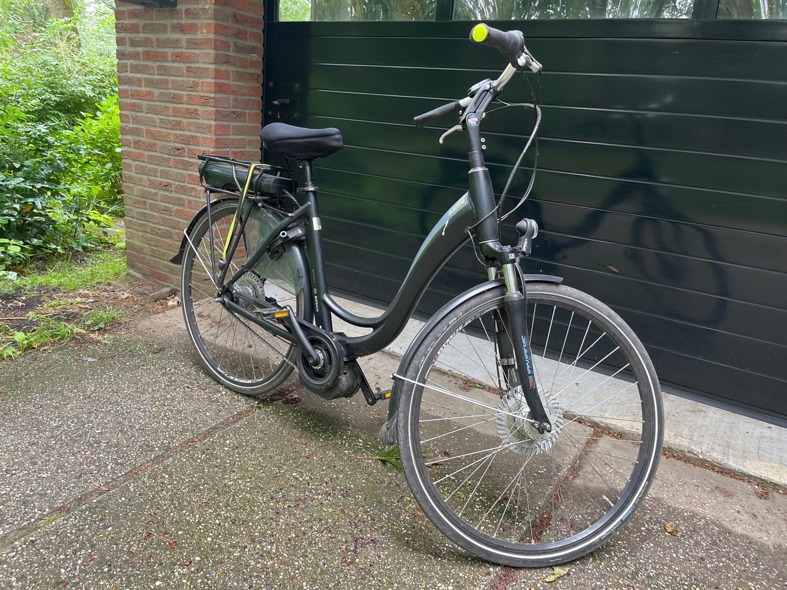 Nette zwarte damesfiets met lage instap van Dutch-id, Schijfrem, Ophalen, Overige merken, 53 tot 56 cm
