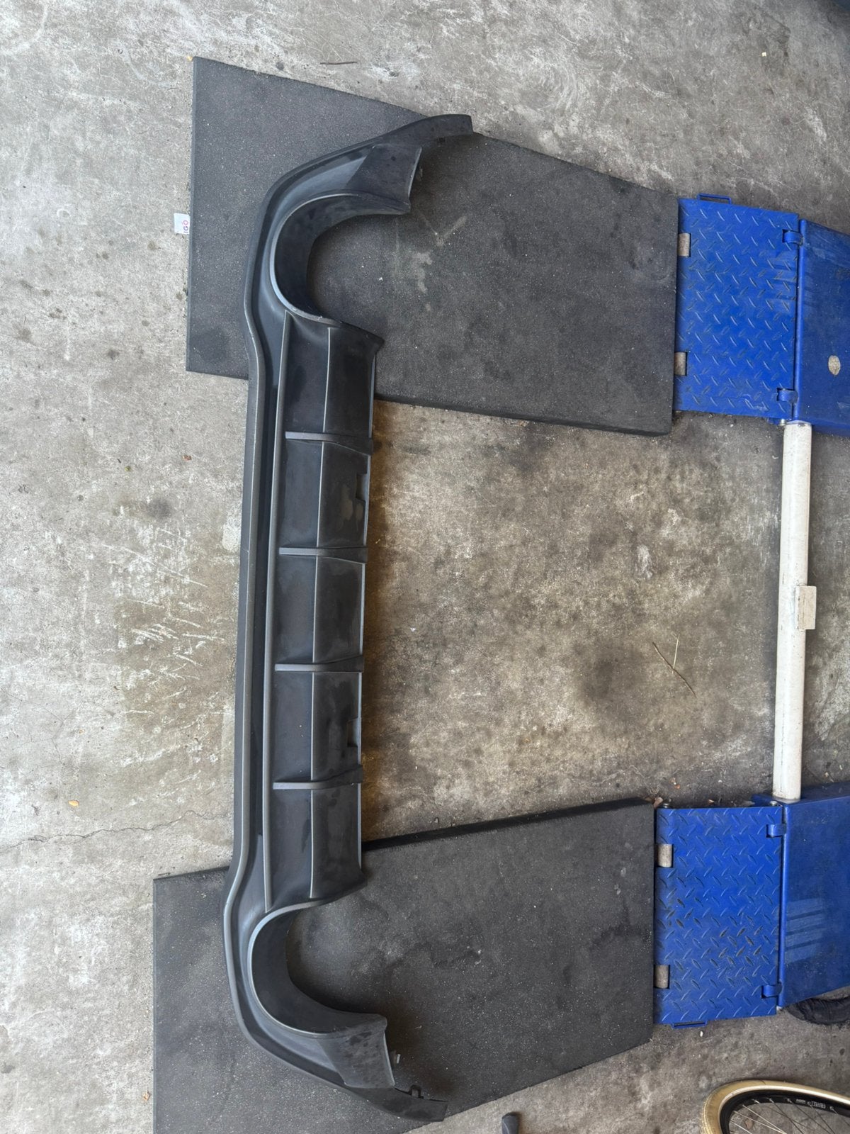 Orginele golf 8 gti clubsport diffuser