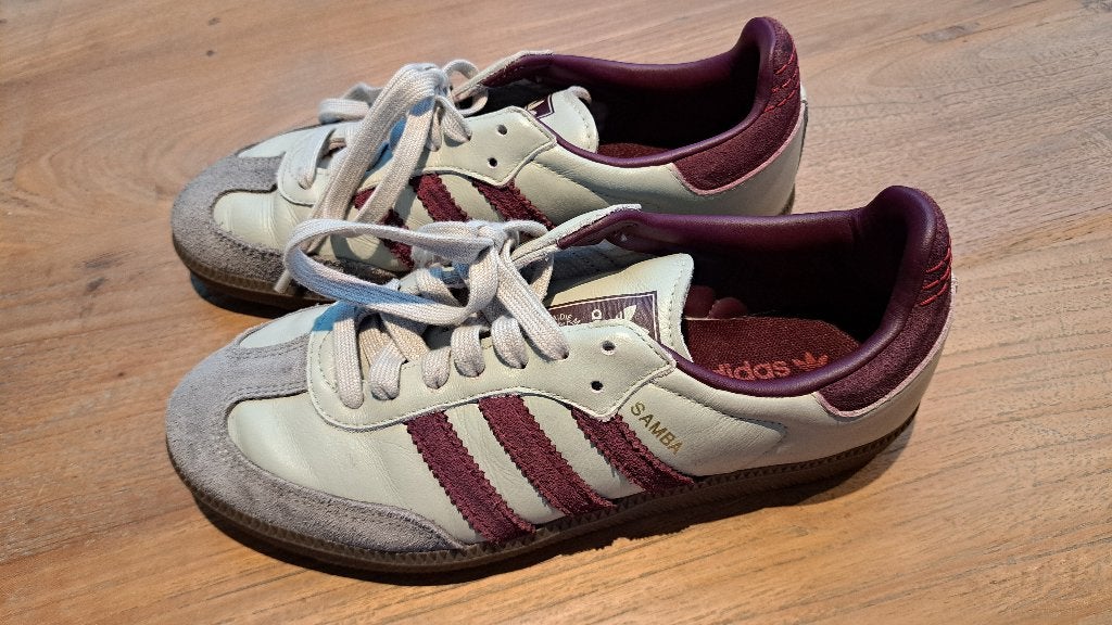 Adidas Samba sneakers schoenen Mt 38 - Zo goed als nieuw, Adidas, Beige, Ophalen of Verzenden, Sneakers of Gympen