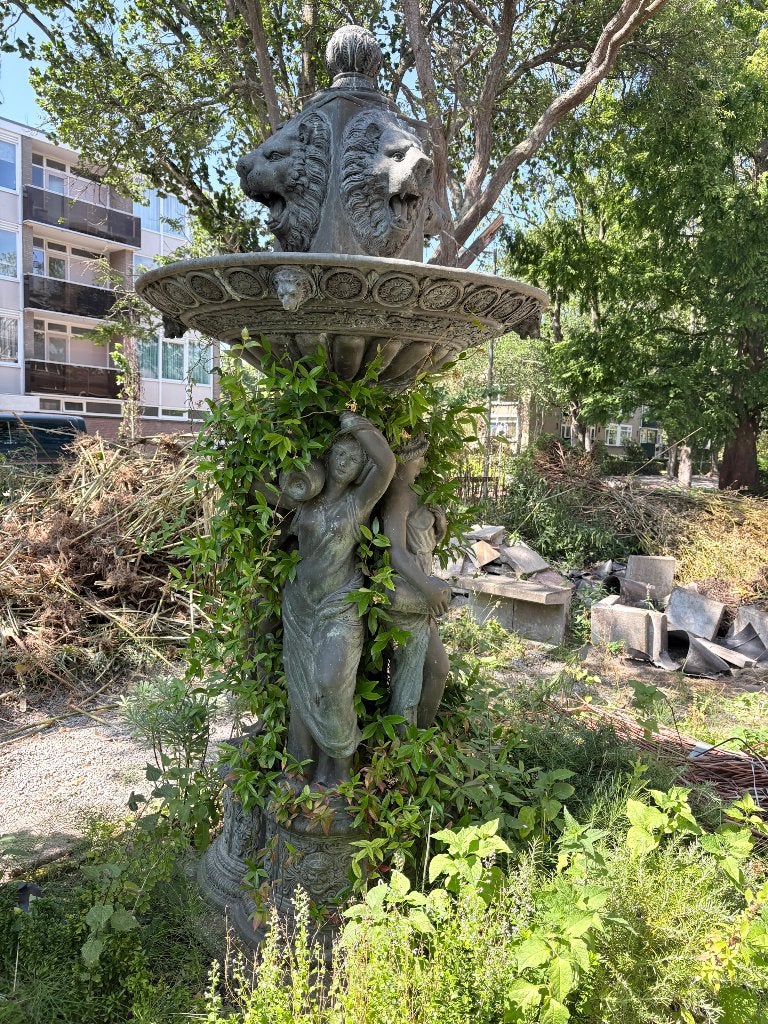 Grote fontein tuin, Ophalen, Gebruikt, Fontein