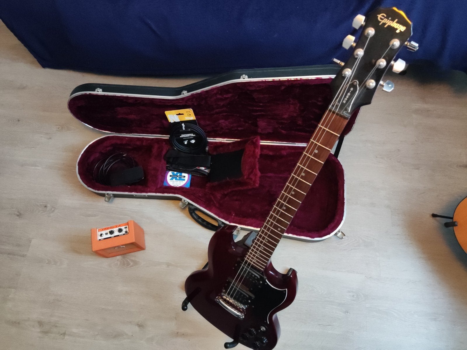 Epiphone SG G-400 Pro met Orange versterker en koffer, Muziek en Instrumenten, Ophalen, Epiphone, Met versterker, Zo goed als nieuw