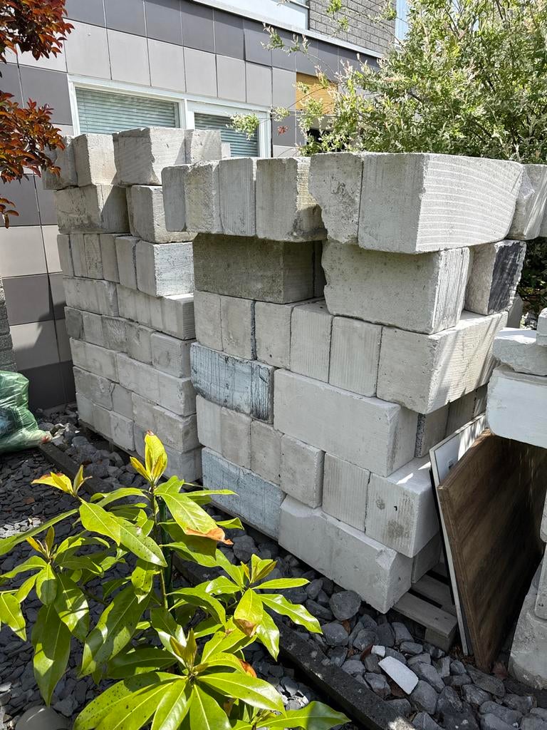 Gebruikte kalkzandsteen, Ophalen, Zo goed als nieuw, Beton