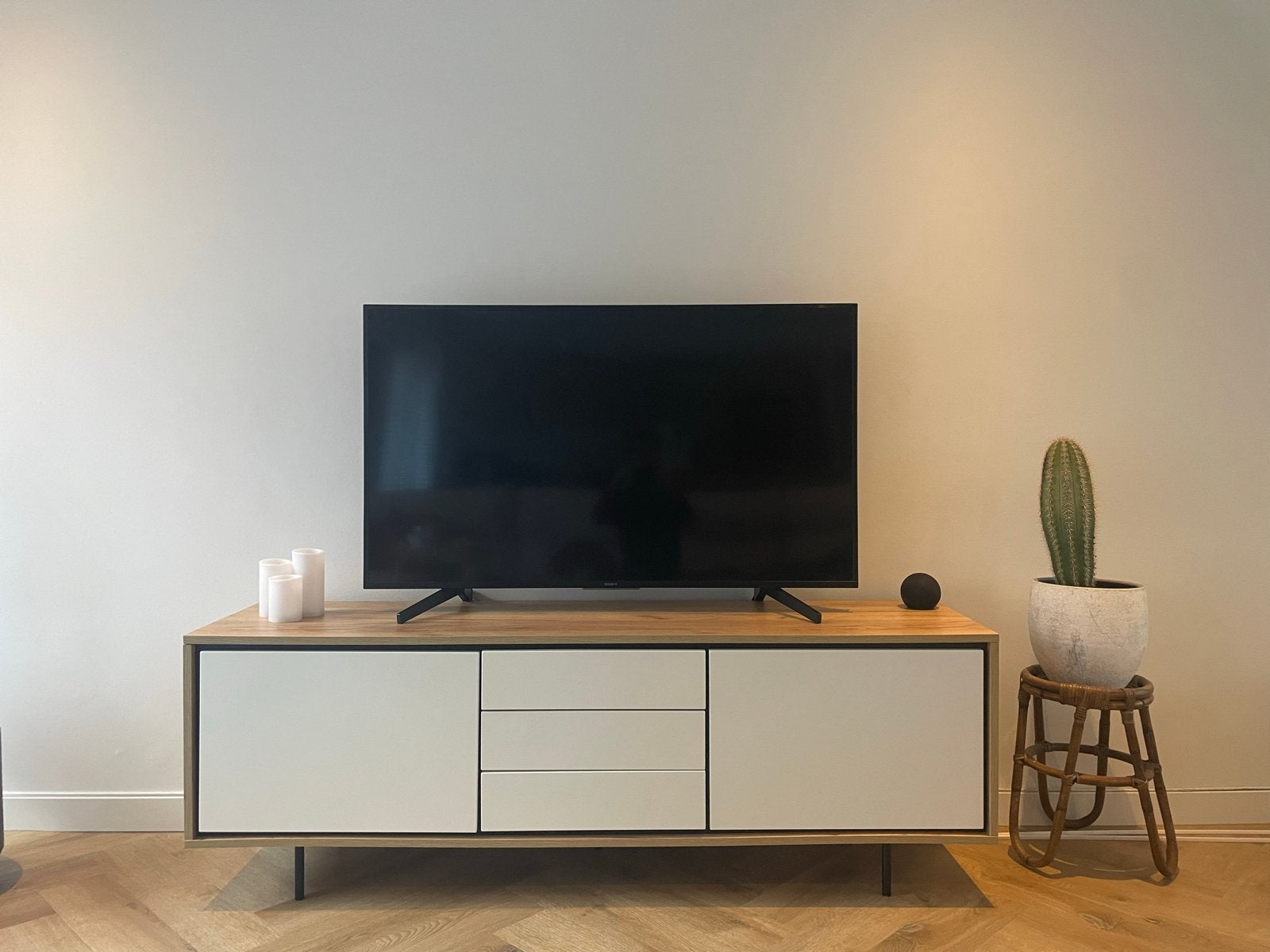 JYSK HALBY Sideboard TV meubel  - Goede staat, Gebruikt, 150 tot 200 cm, Ophalen of Verzenden, Minder dan 100 cm