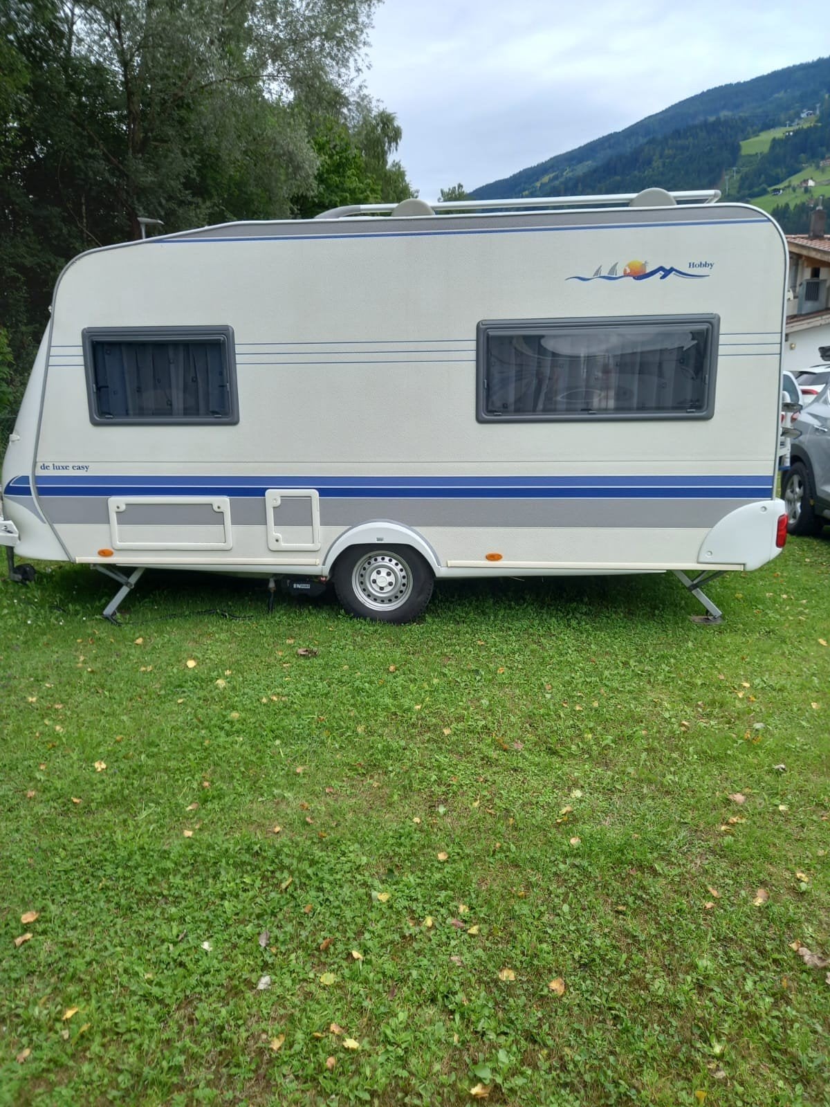 Hobby De Luxe Easy Caravan - Bouwjaar 2003, Caravans en Kamperen, Caravans, Standaardzit, Hobby, Particulier, 4 tot 5 meter