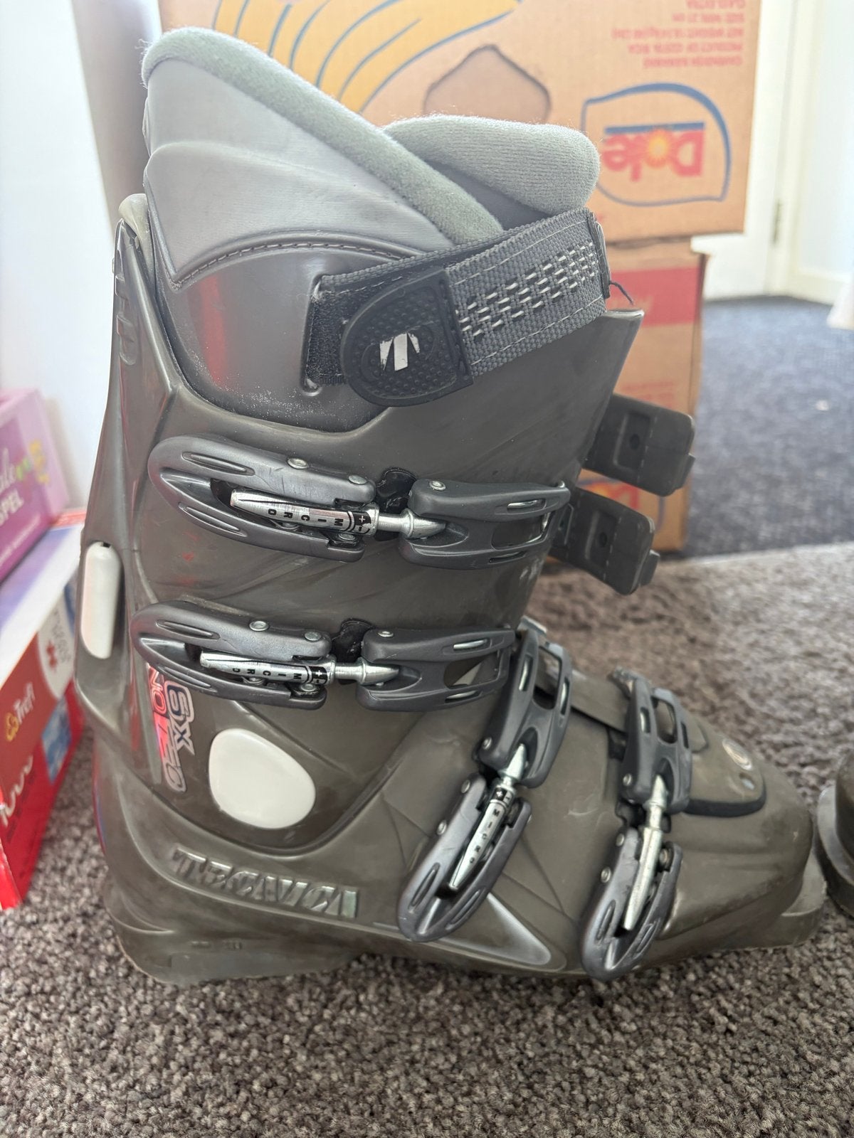Tecnica Skischoenen - Maat 6.5 / 40, Sport en Fitness, Skiën en Langlaufen, 160 tot 180 cm, Gebruikt, Schoenen, Skiën