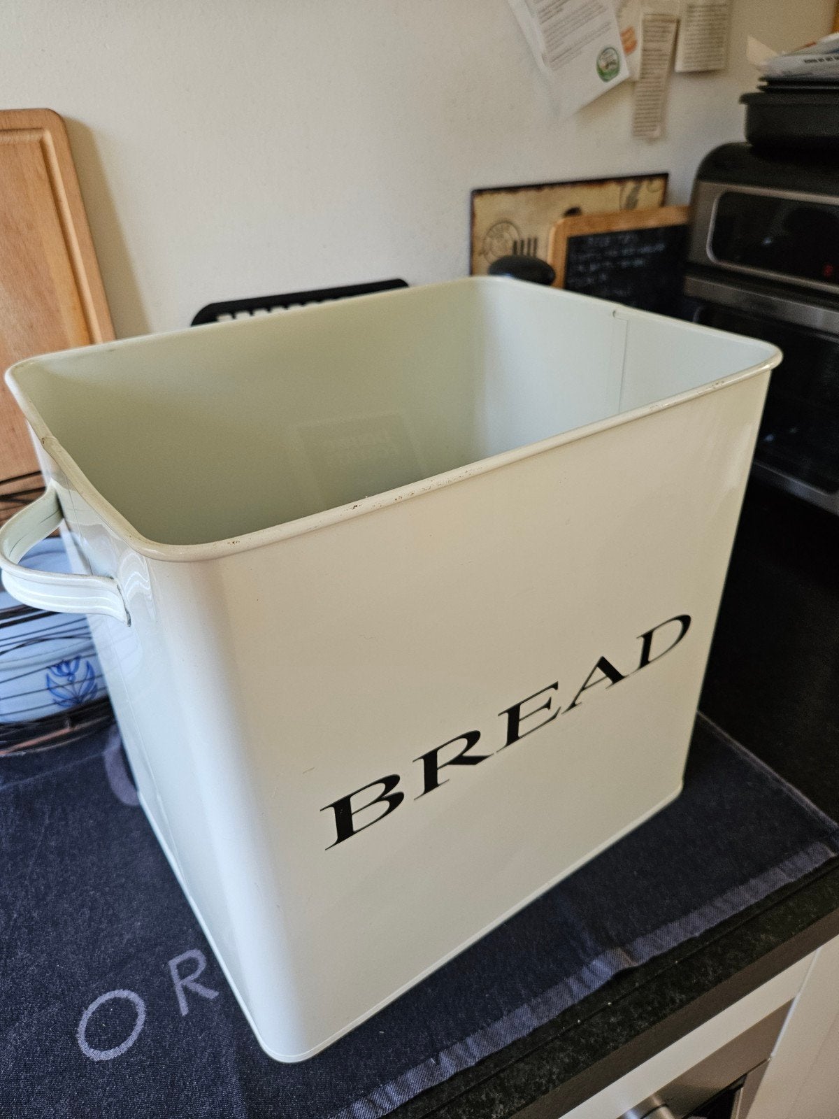 Broodtrommel 'BREAD', Zo goed als nieuw, Metaal, Broodtrommel, Ophalen