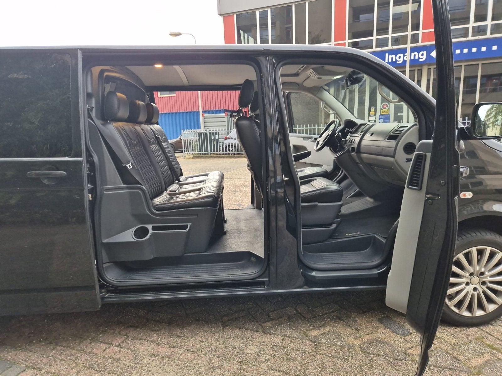 Volkswagen Transporter  2.0 D 132KW DC AUT 2010 dubbelcabine, Auto's, 4 cilinders, Origineel Nederlands, Diesel, Particulier