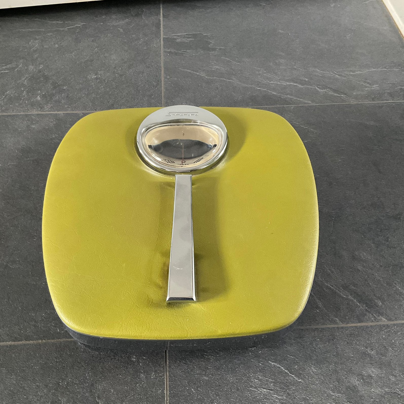 Vintage weegschaal van het merk STUBE  in nog  nette staat, Witgoed en Apparatuur, Ophalen, Gebruikt, Analoog, 100 kg of meer
