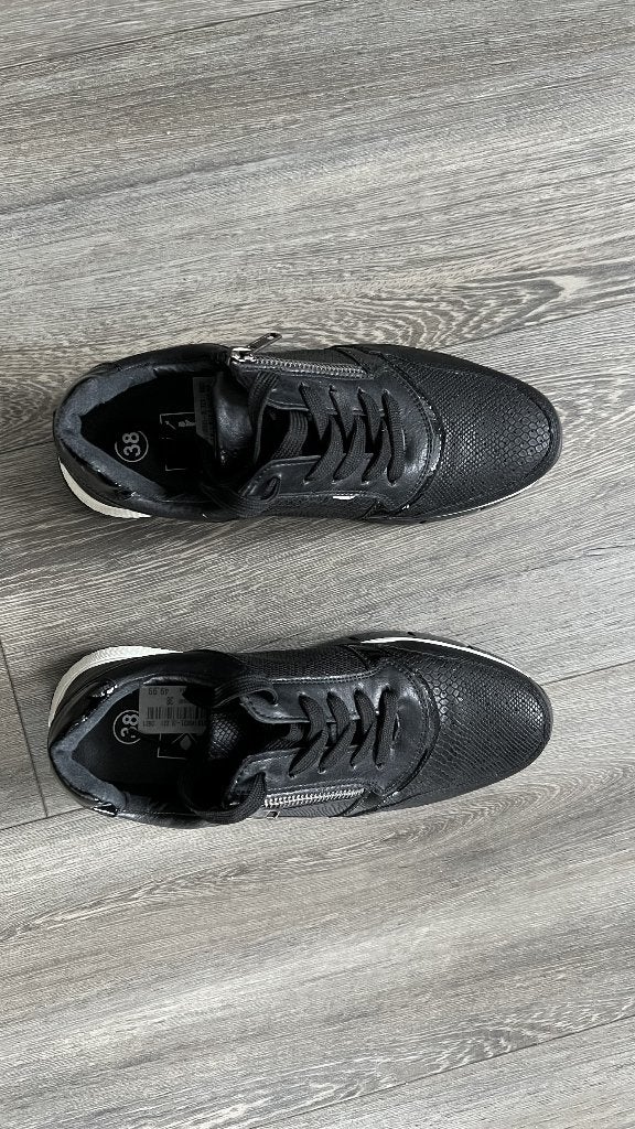 Damesschoen, Ophalen, Zwart, Sneakers of Gympen, Zo goed als nieuw