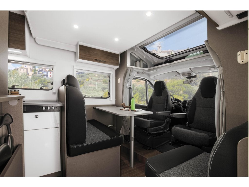 Etrusco T 6.9 SB 5 zit-plaatsen automaat,lithium enk bedden, Caravans en Kamperen, Campers, Automaat, Ringverwarming, Fiat, 6 tot 7 meter