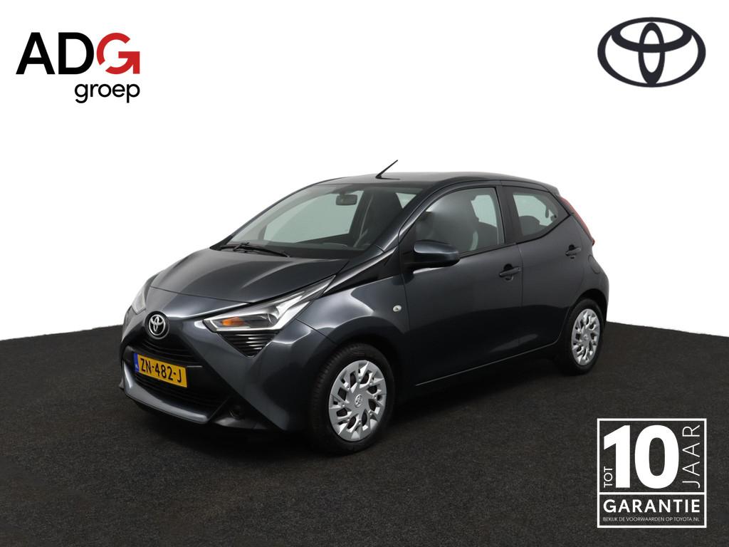 Toyota Aygo 1.0 VVT-i x-play | Airco | Bluetooth | Achteruit, Voorwielaandrijving, 12 maanden, Stof, Gebruikt