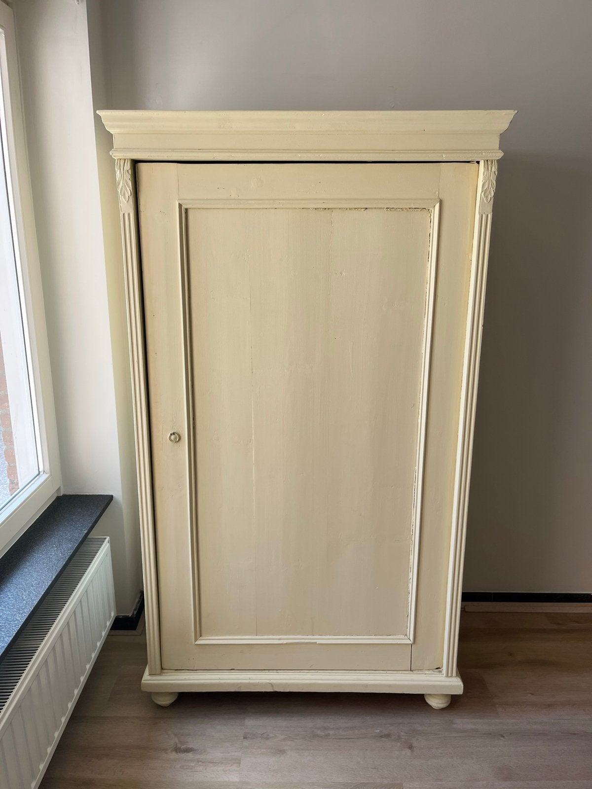 Brocante Gele Kast, Ophalen