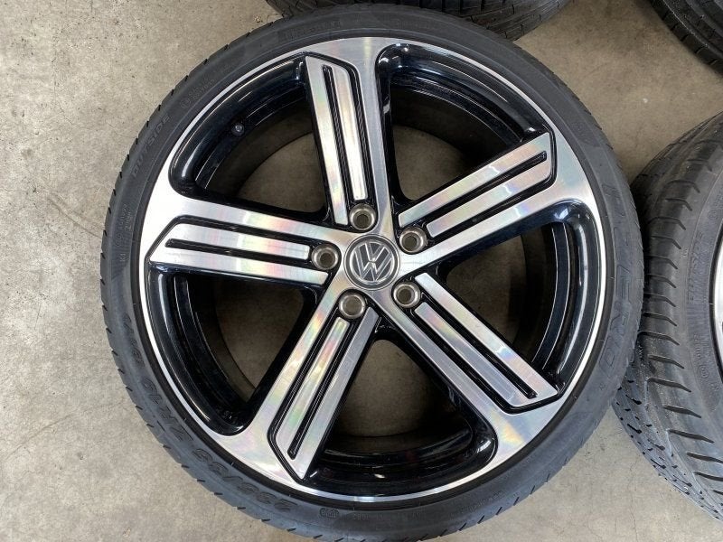 19 inch originele Cadiz velgen + zomerbanden VW Golf 7 R, 19 inch, Gebruikt, -, -